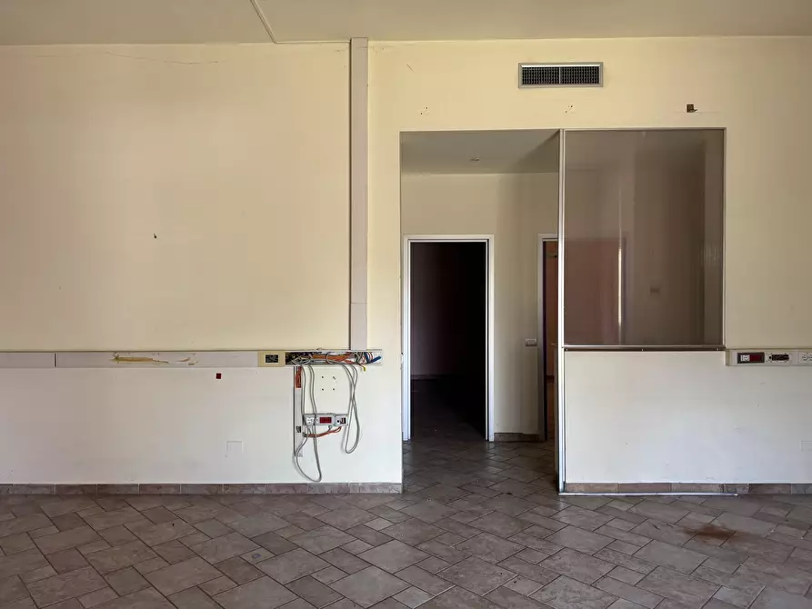 Immagine 4 di Ufficio in vendita  in Via XX Settembre 33 a Castiraga Vidardo