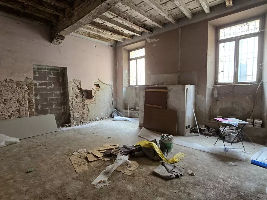 Immagine 3 di Capannone industriale in vendita  in Via F.lli Bandiera 4 a Mantova