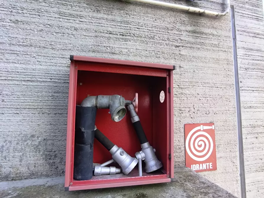 Immagine 20 di Attività artigianale in vendita  in Via Casellati 8 a San Giovanni In Croce