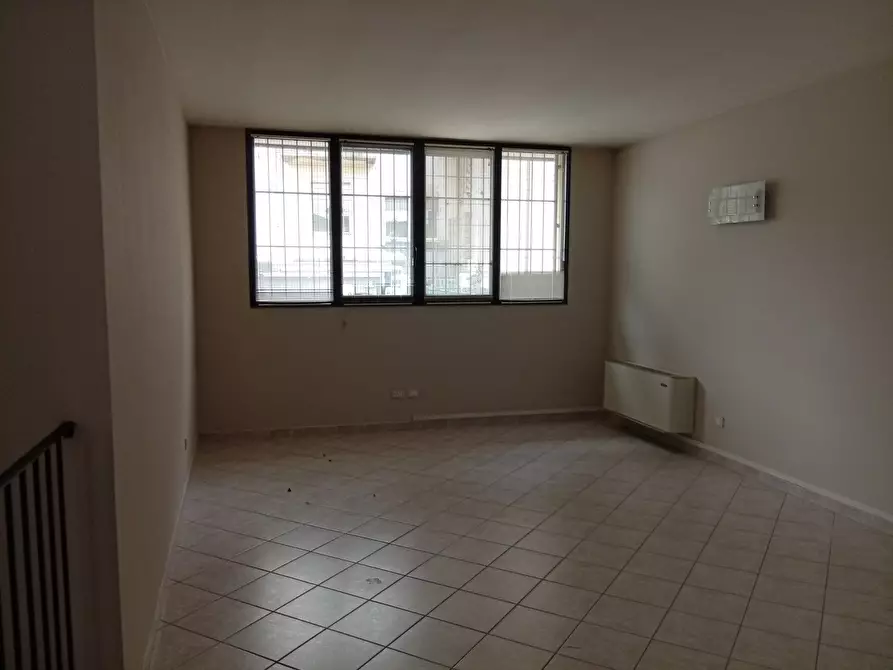 Immagine 12 di Ufficio in vendita  in VIA FAVAGROSSA 14 a Casalmaggiore