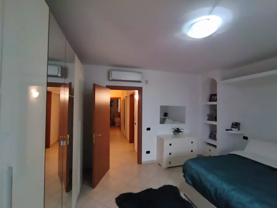 Immagine 19 di Villa in vendita  in Via Pietro Nenni 2B a Martignana Di Po