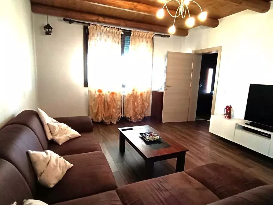 Immagine 5 di Casa indipendente in vendita  a Rovigo