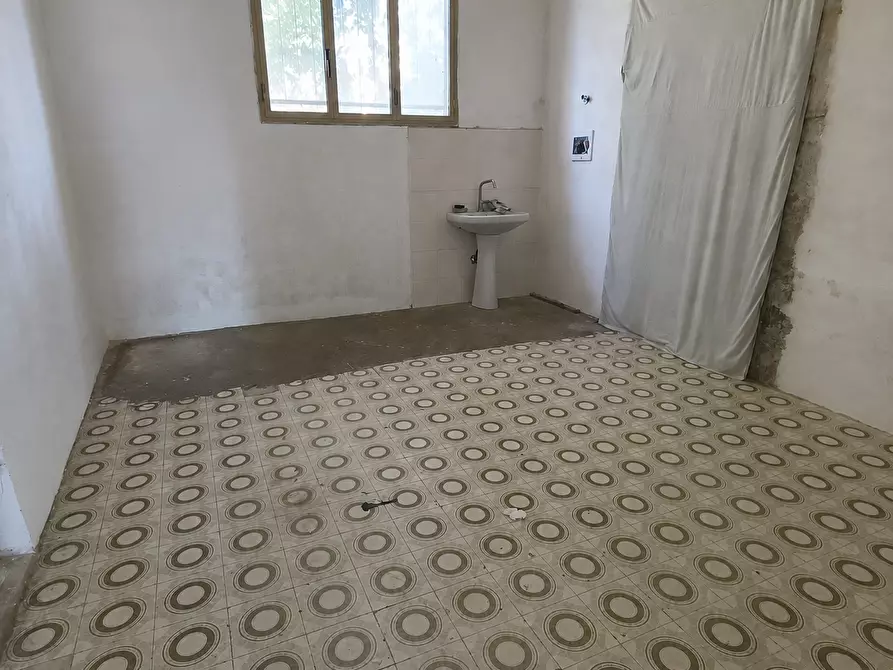 Immagine 8 di Palazzo in vendita  in Via O. Munerati 141 a Rovigo