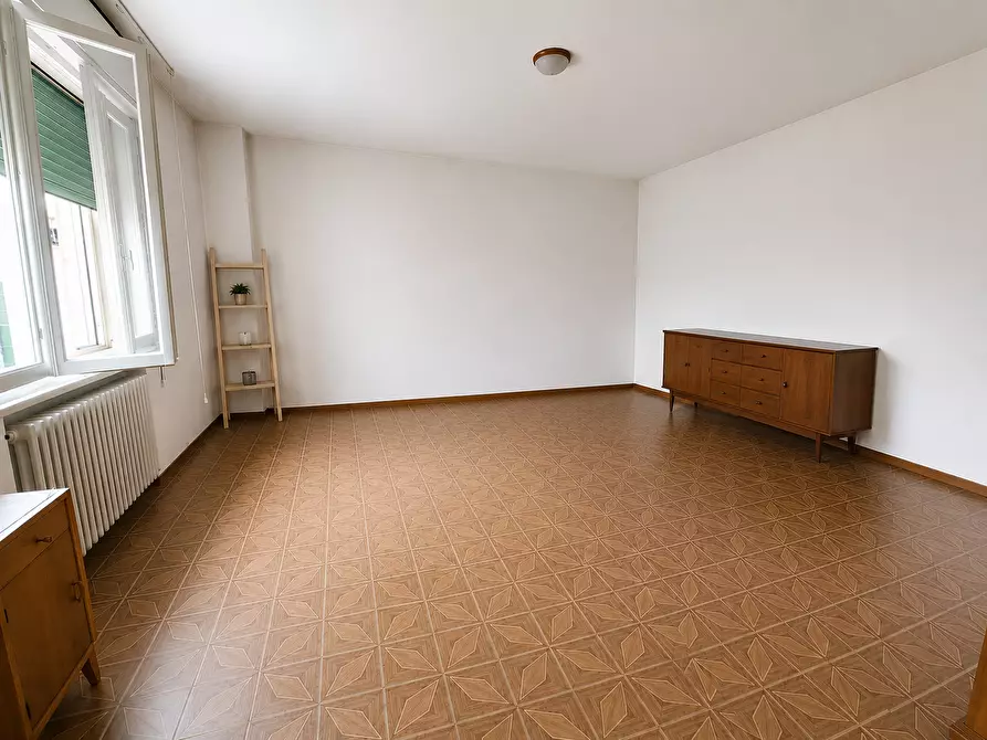 Immagine 13 di Casa bifamiliare in vendita  in Via Guglielmo Marconi 2 a Guarda Veneta