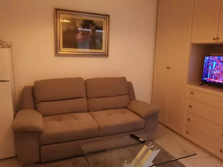 Immagine 8 di Monolocale in vendita  a San Remo