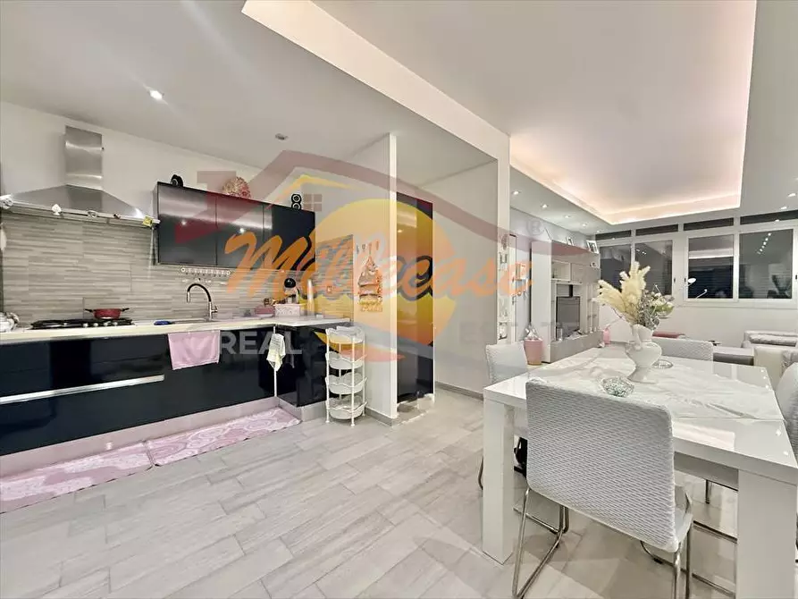 Immagine 14 di Trilocale in vendita  in Via Santi Amato a Siracusa