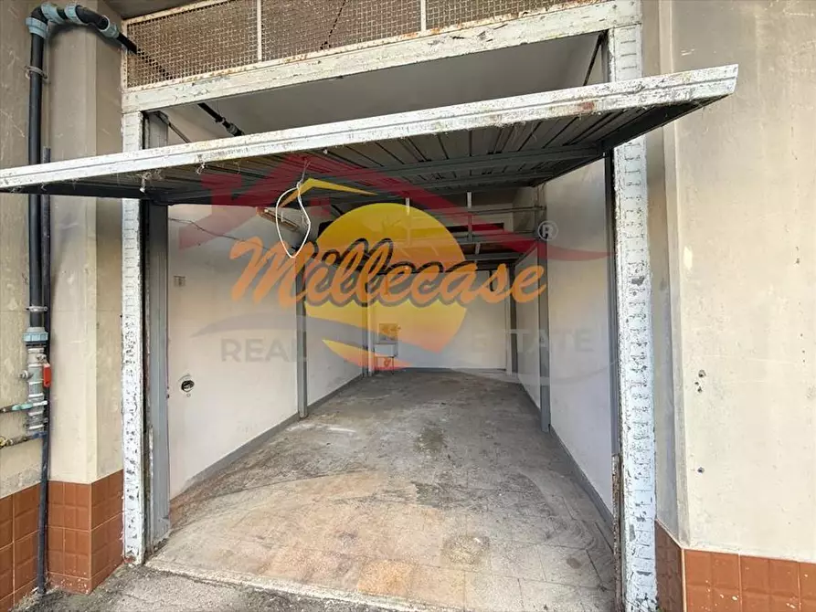 Immagine 21 di Trilocale in vendita  in Via Augusta a Siracusa