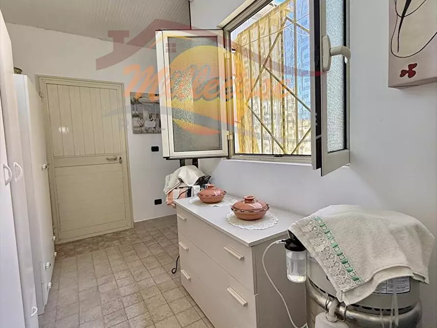 Immagine 11 di Bilocale in vendita  in Via Re Ierone II a Siracusa
