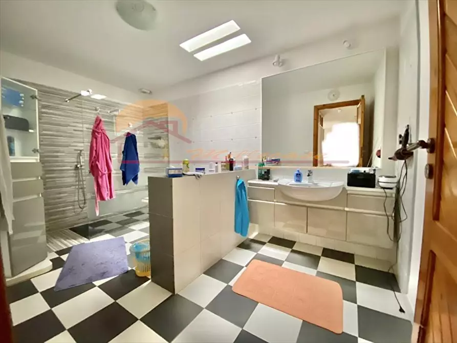 Immagine 2 di Villa in vendita  in Via Luigi Maria Monti a Siracusa