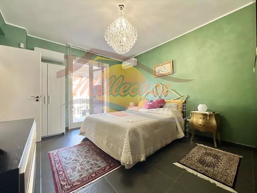 Immagine 4 di Casa bifamiliare in vendita  in Via Pippo Fava a Siracusa