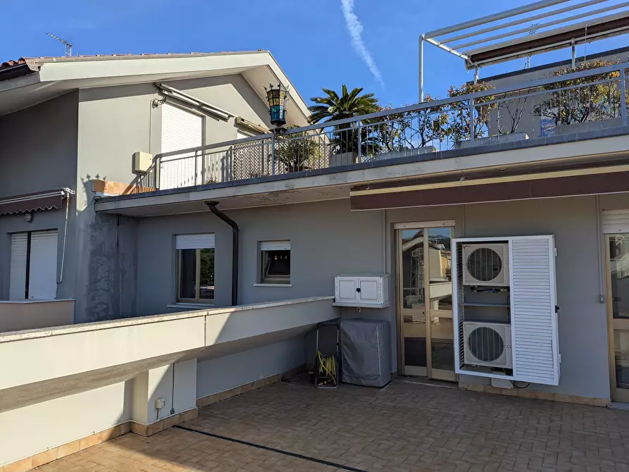 Immagine 6 di Attico in vendita  in Viale Europa 5 a San Bartolomeo Al Mare