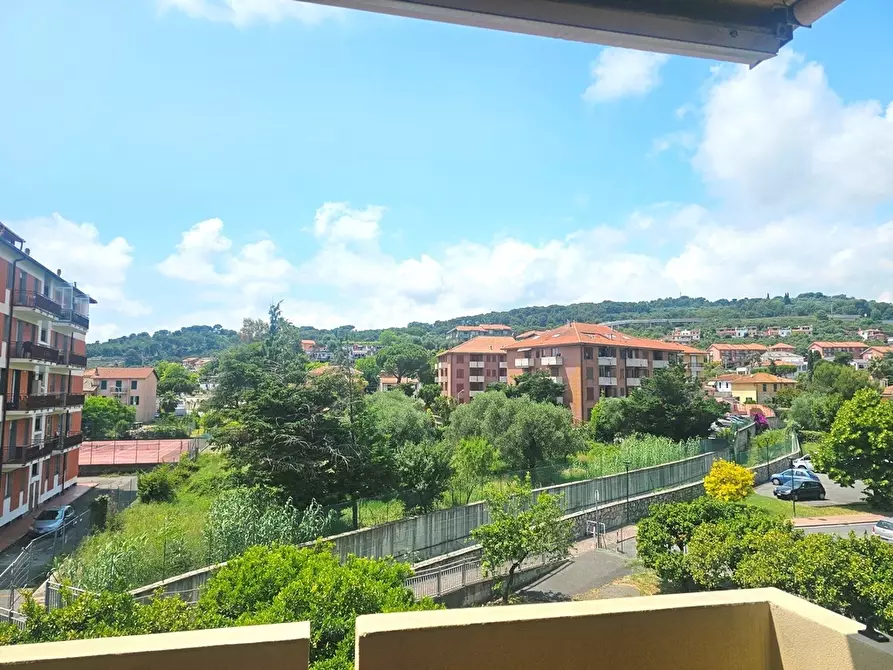 Immagine 51 di Bilocale in vendita  in Via Carlo conti 36 a San Bartolomeo Al Mare