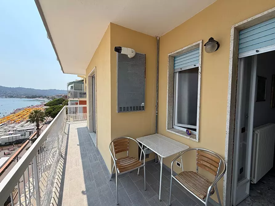 Immagine 43 di Trilocale in vendita  in Via Sicilia 37 a San Bartolomeo Al Mare