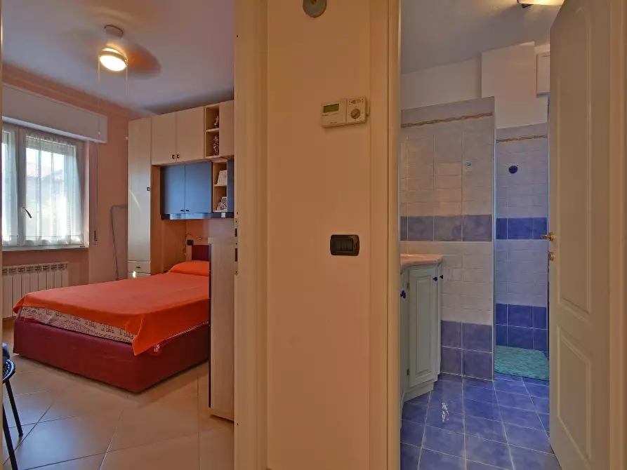 Immagine 30 di Bilocale in vendita  in Largo Parodi 1 a San Bartolomeo Al Mare