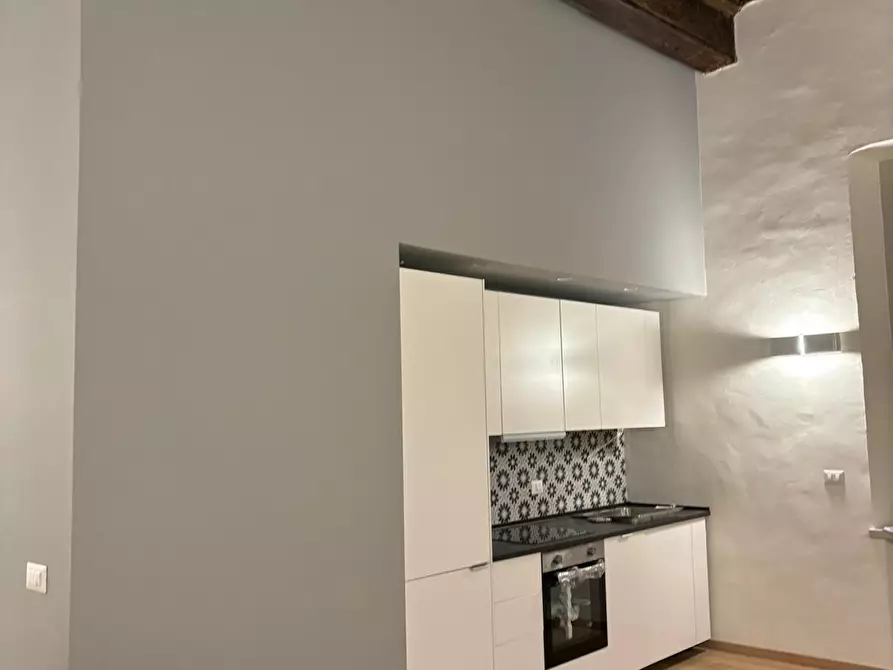 Immagine 3 di Bilocale in affitto  in VIA BELLEZIA 20 a Torino