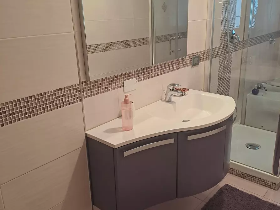 Immagine 17 di Trilocale in affitto  in VIA GENOVA 91/19 a Torino