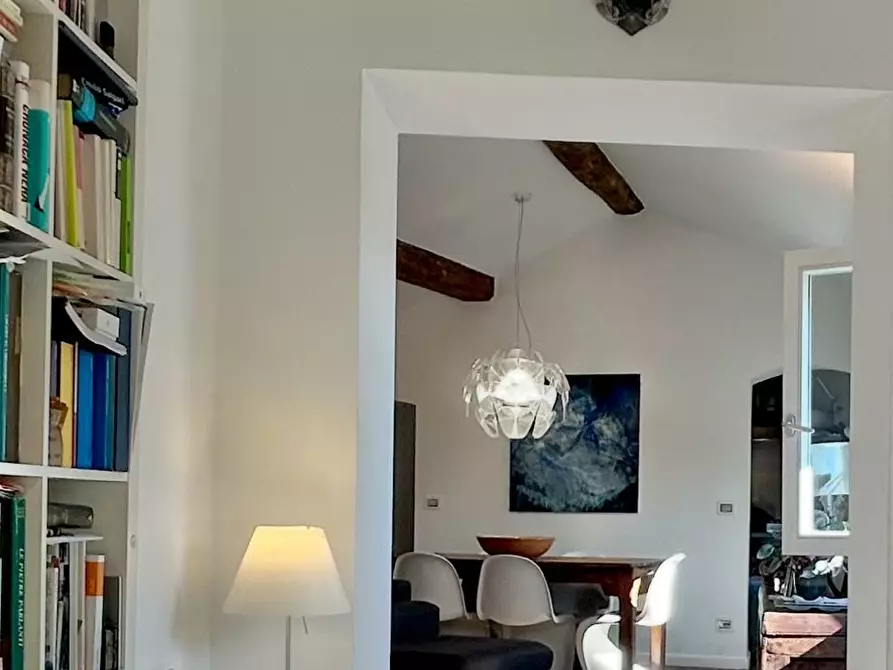 Immagine 7 di Quadrilocale in vendita  a Sarzana