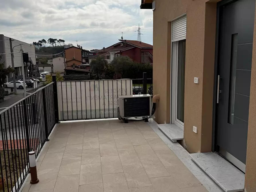 Immagine 6 di Bilocale in vendita  a Sarzana