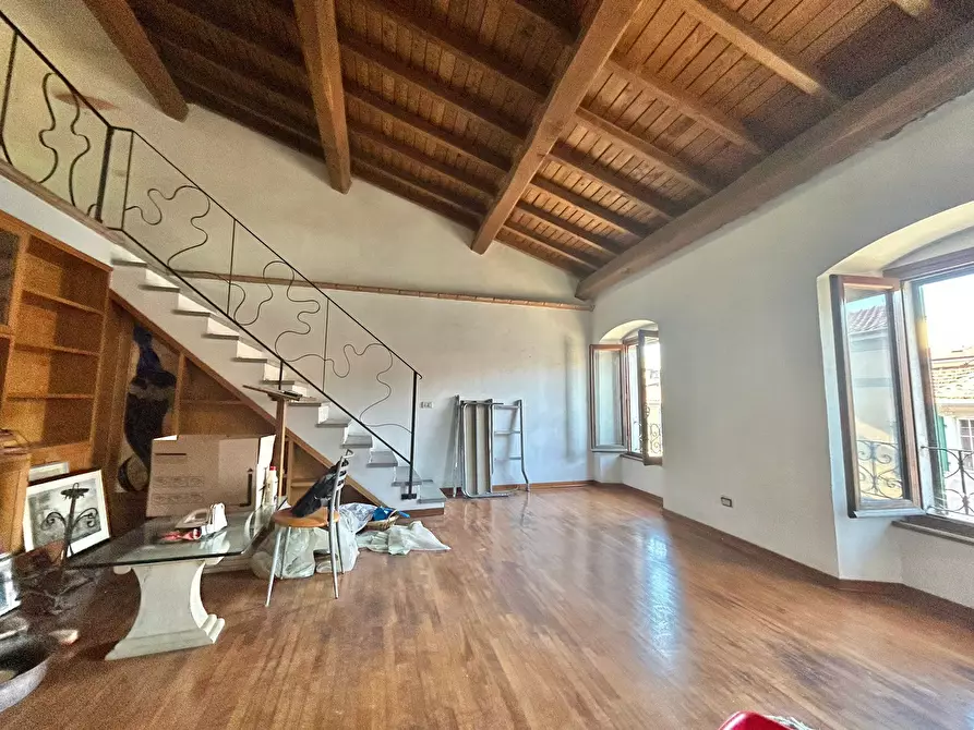 Immagine 4 di Quadrilocale in vendita  a Sarzana