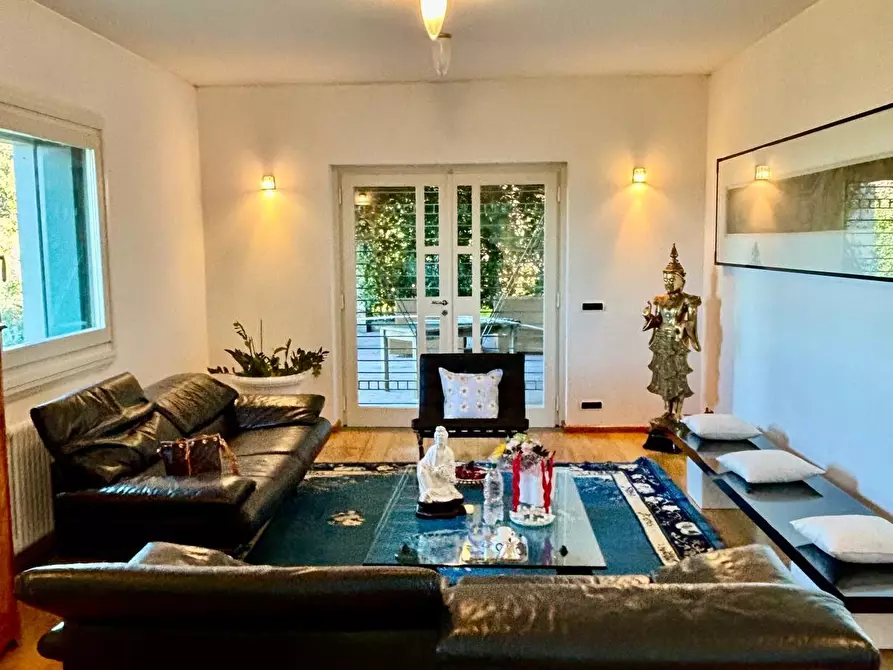 Immagine 57 di Villa in vendita  a Sarzana