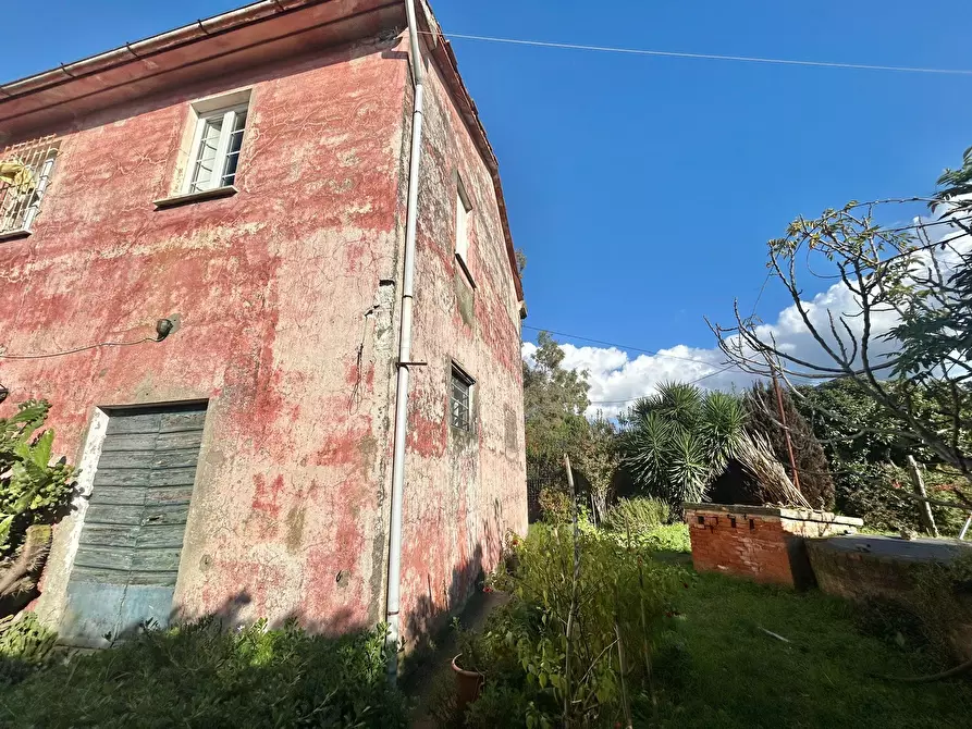 Immagine 10 di Rustico / casale in vendita  a Sarzana