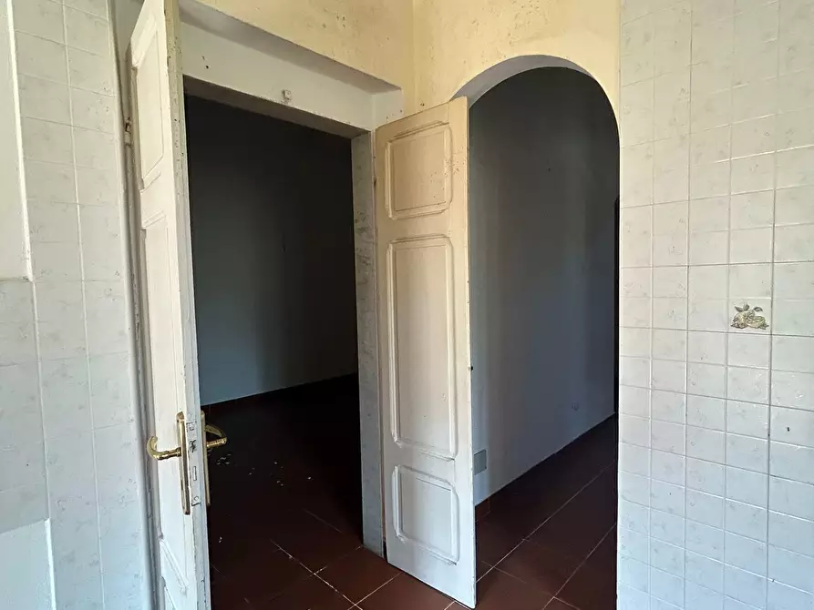 Immagine 34 di Casa indipendente in vendita  a Sarzana