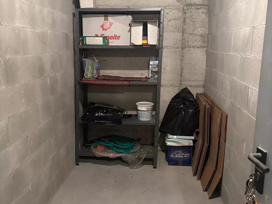 Immagine 27 di Bilocale in vendita  a Parma