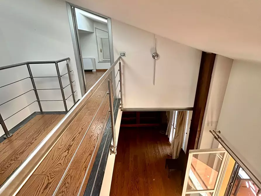 Immagine 34 di Pentalocale in vendita  a Sarzana