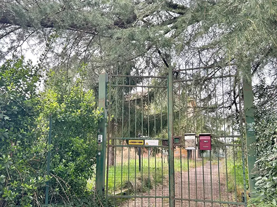 Immagine 16 di Casa bifamiliare in vendita  a Sarzana