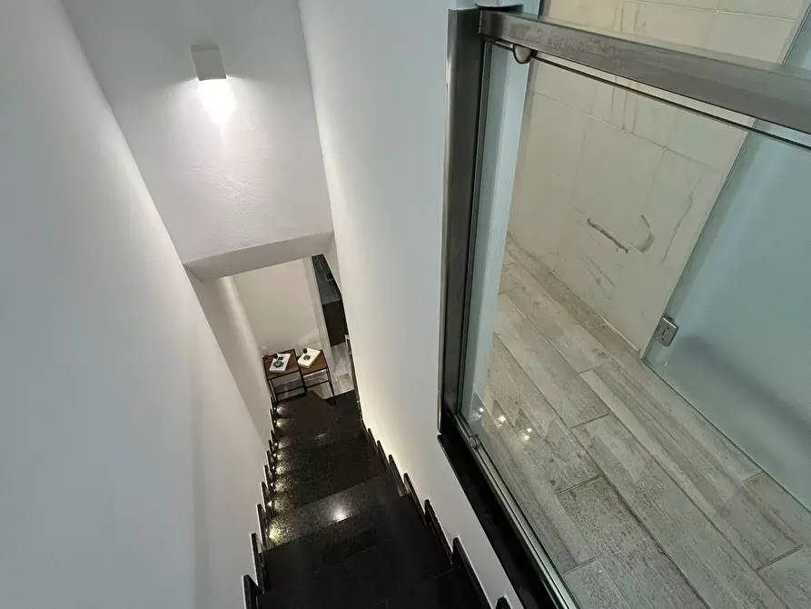 Immagine 22 di Attico in vendita  a Sarzana