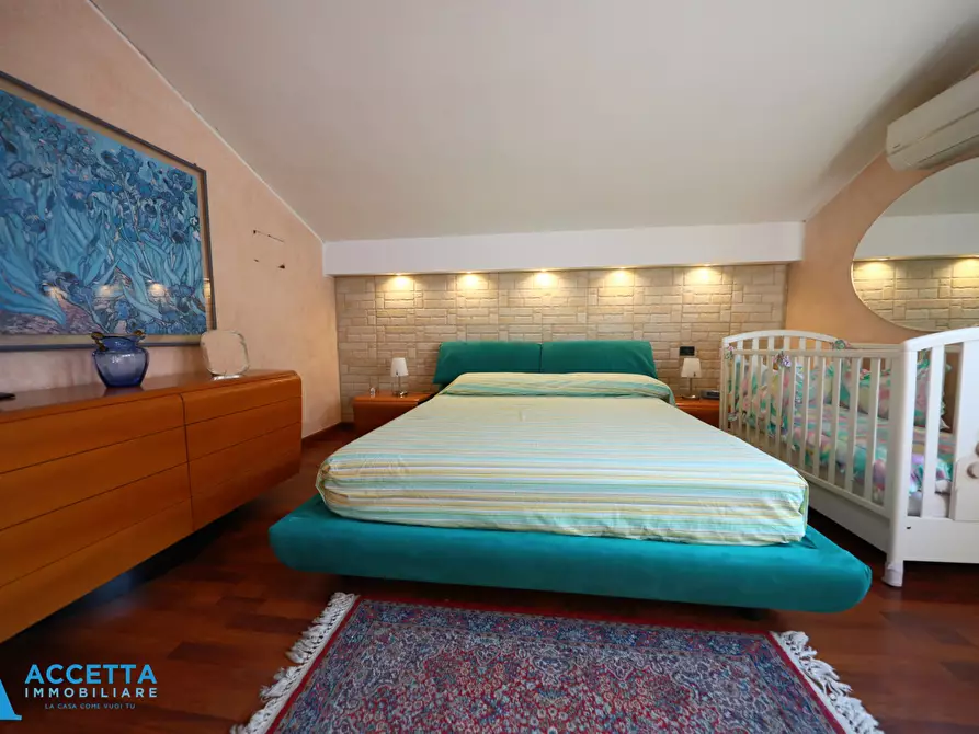 Immagine 23 di Villa in vendita  in Via Cantoni 20 a Taranto