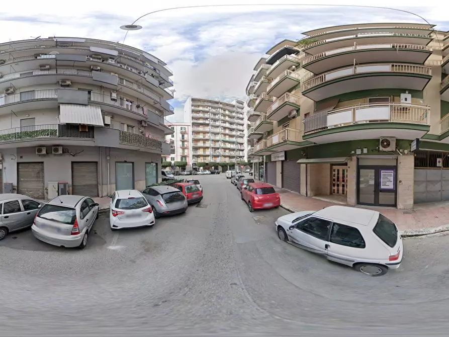 Immagine 27 di Bilocale in vendita  in Via Corsica 15 a Taranto