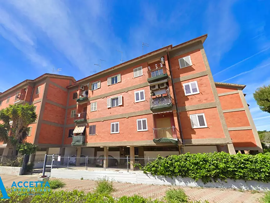 Immagine 2 di Quadrilocale in vendita  in Via Ancona 315 a Taranto