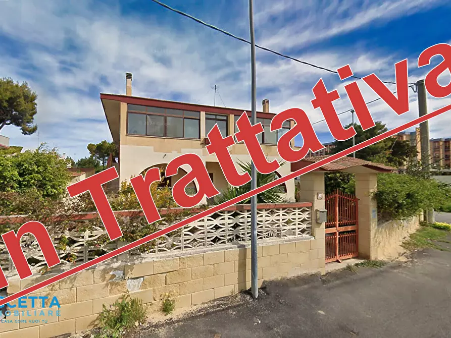 Immagine 1 di Trilocale in vendita  in Via Calata Livezza 24 a Taranto