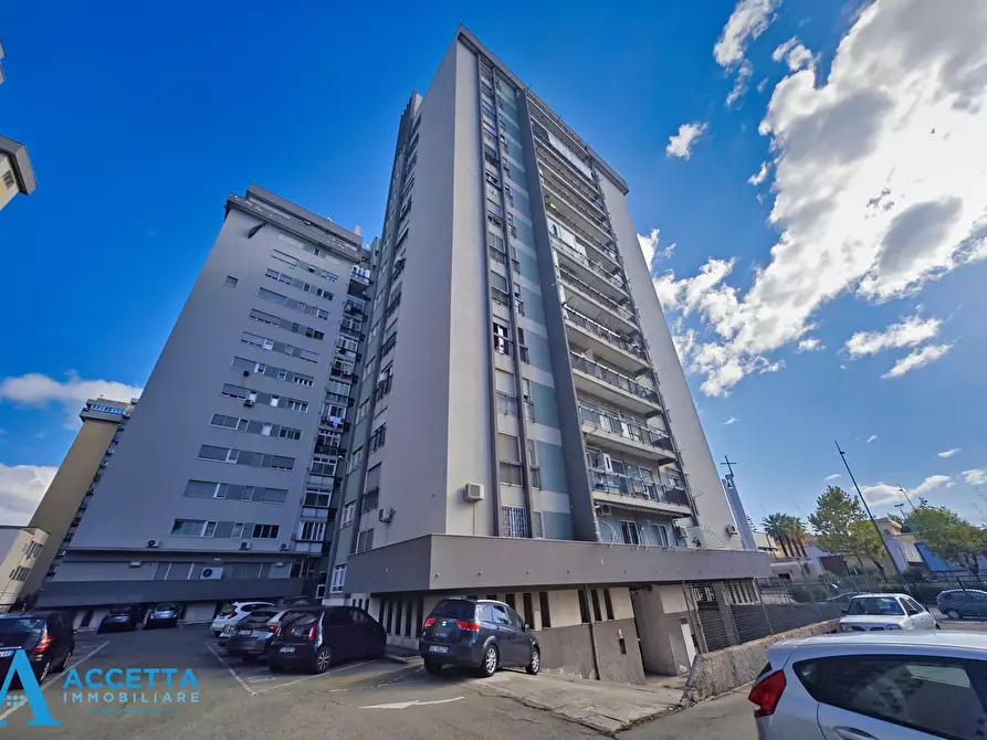 Immagine 2 di Quadrilocale in vendita  in Via Veneto 116 a Taranto