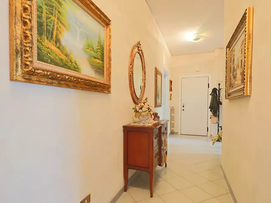 Immagine 22 di Quadrilocale in vendita  in Via Lago Trasimeno 27 a Taranto