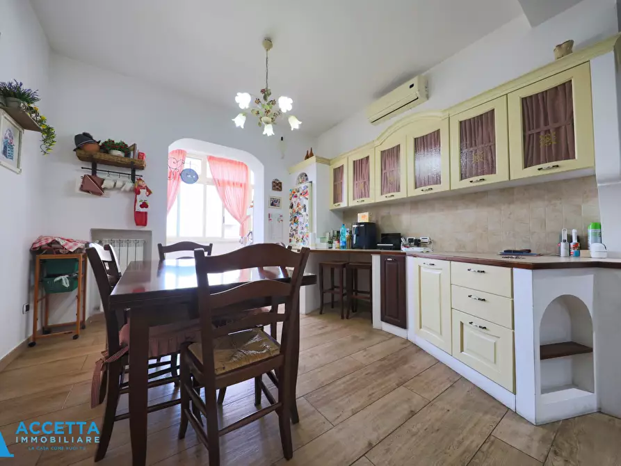 Immagine 4 di Trilocale in vendita  in Corso Italia 370 a Taranto