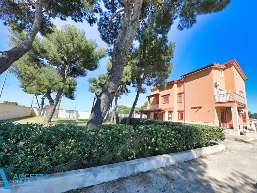 Immagine 22 di Villa in vendita  in Via Lappane a Taranto