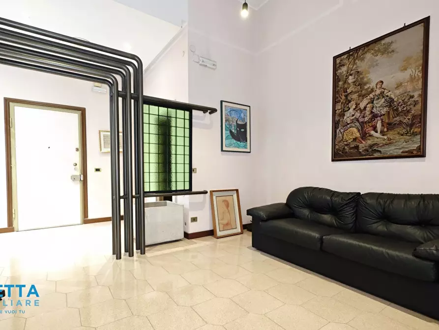 Immagine 3 di Trilocale in vendita  in Via Liside 18 a Taranto