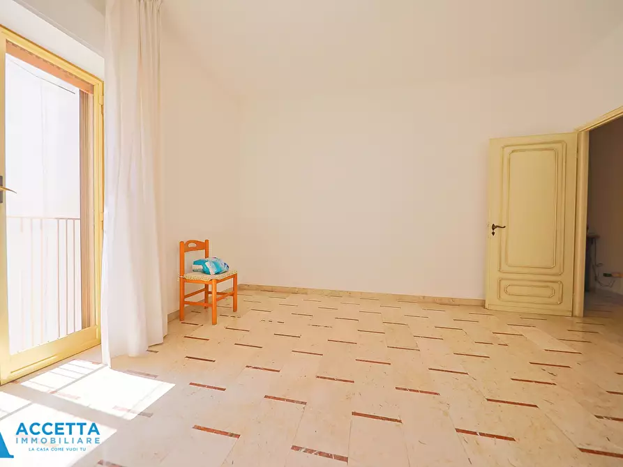 Immagine 15 di Bilocale in vendita  in Via Corsica 15 a Taranto