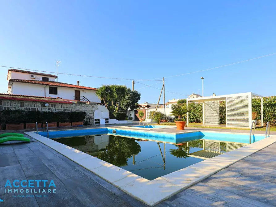 Immagine 31 di Villa in vendita  in via Sequoie a Leporano