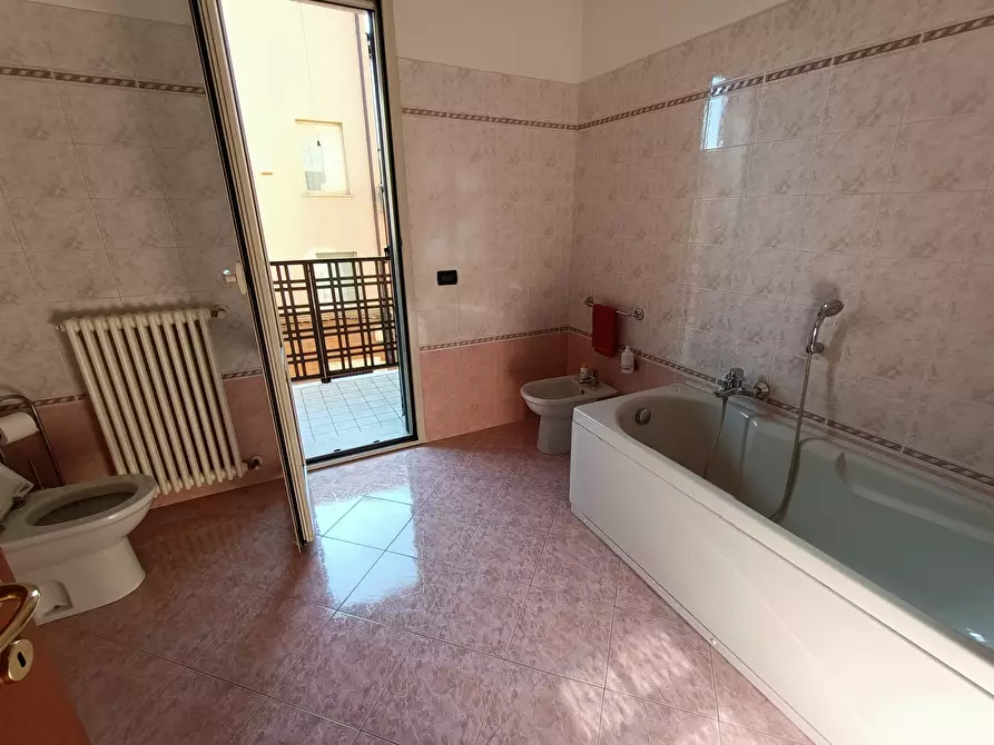 Immagine 13 di Trilocale in vendita  in centrale a Castel San Giovanni