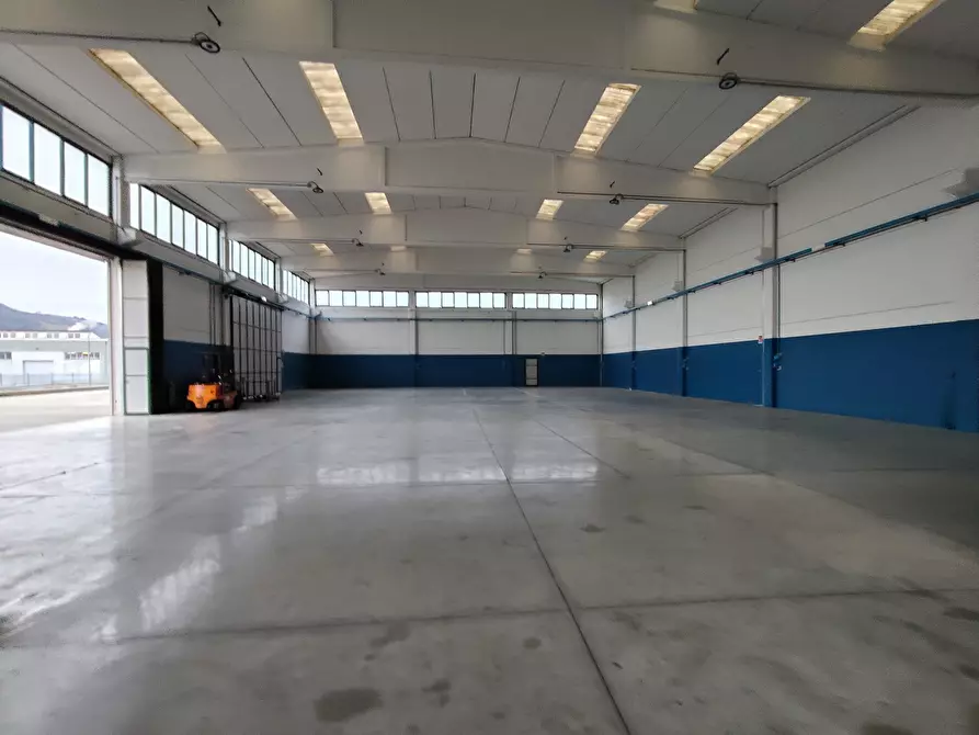 Immagine 5 di Attività artigianale in vendita  in via campo sportivo a Pianello Val Tidone