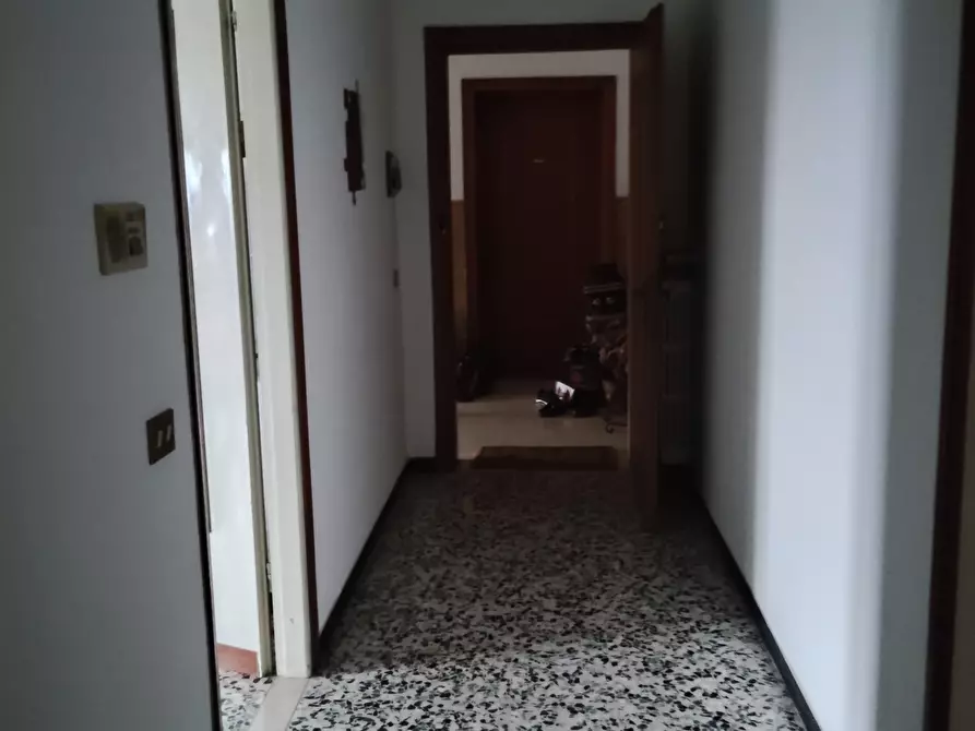 Immagine 15 di Trilocale in affitto  in Via Creta a Ziano Piacentino