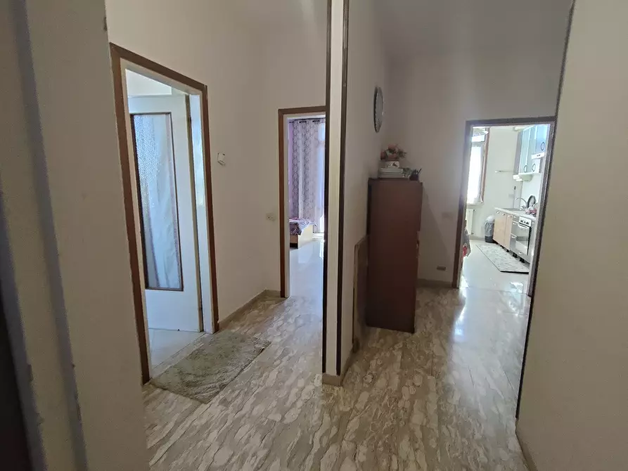 Immagine 6 di Trilocale in vendita  in Via Roma a Pieve Porto Morone