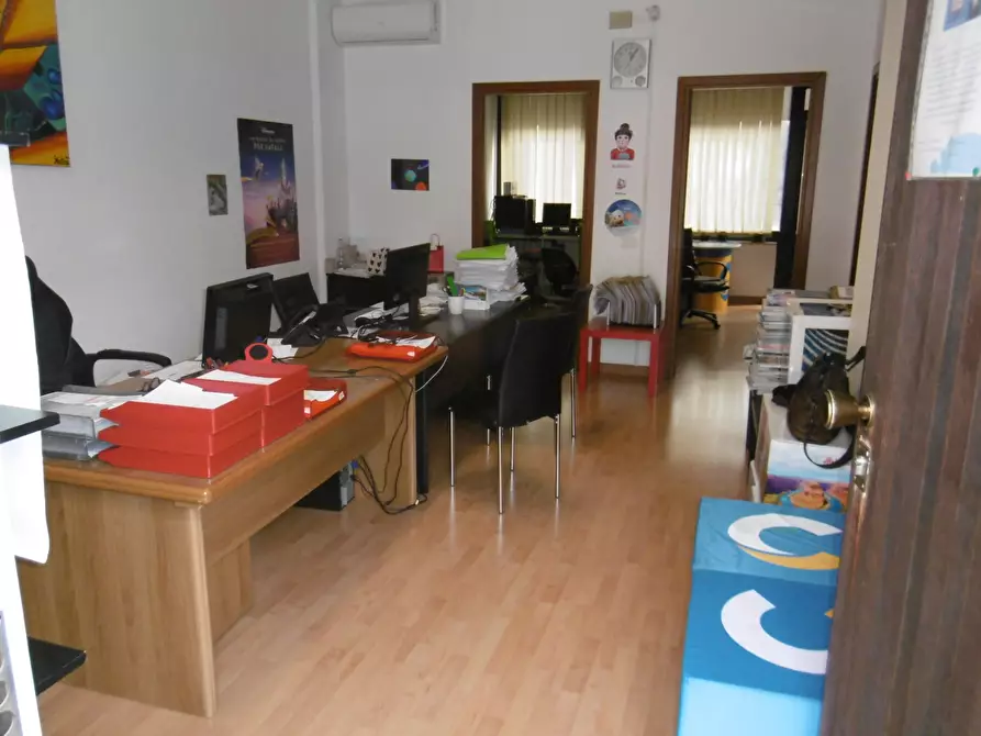 Immagine 1 di Ufficio in affitto  in Via della Pisana a Roma