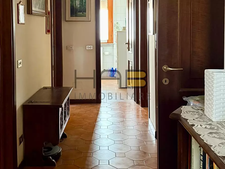 Immagine 3 di Quadrilocale in vendita  a Busto Arsizio