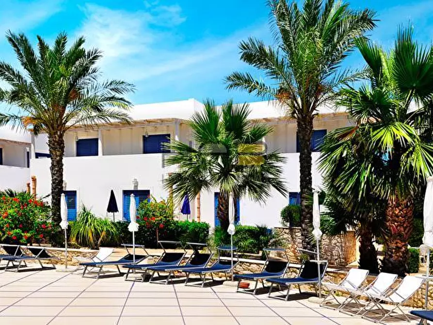 Immagine 1 di Bilocale in vendita  a Favignana