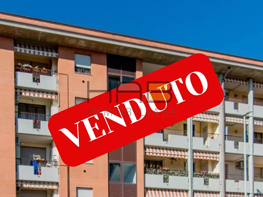 Immagine 1 di Bilocale in vendita  in Via Antonio de Curtis 5 a Busto Arsizio