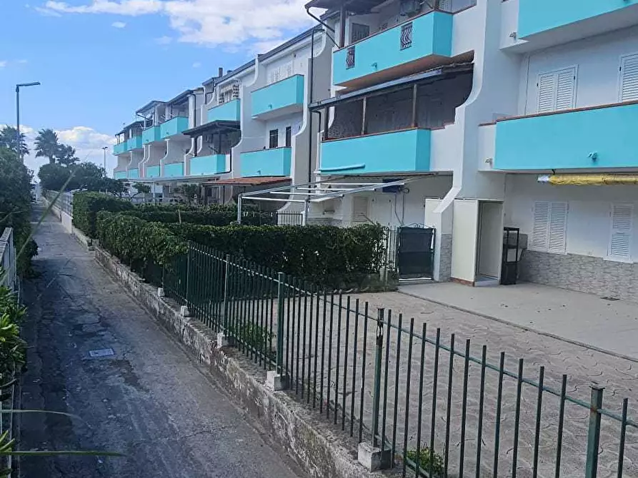 Immagine 1 di Bilocale in vendita  in Via Filicudi 3 a Santa Maria Del Cedro